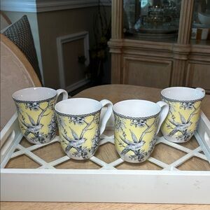 222 Fifth Adelaide Fine China Cups (4)